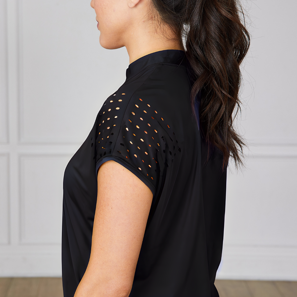 Cut Out Tee Black Catch + Club