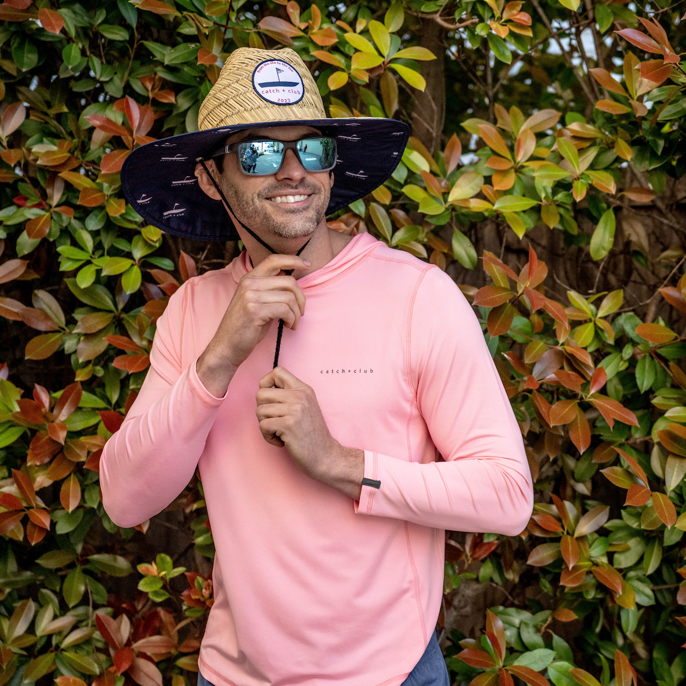 Performance Hoodie Coral Catch + Club