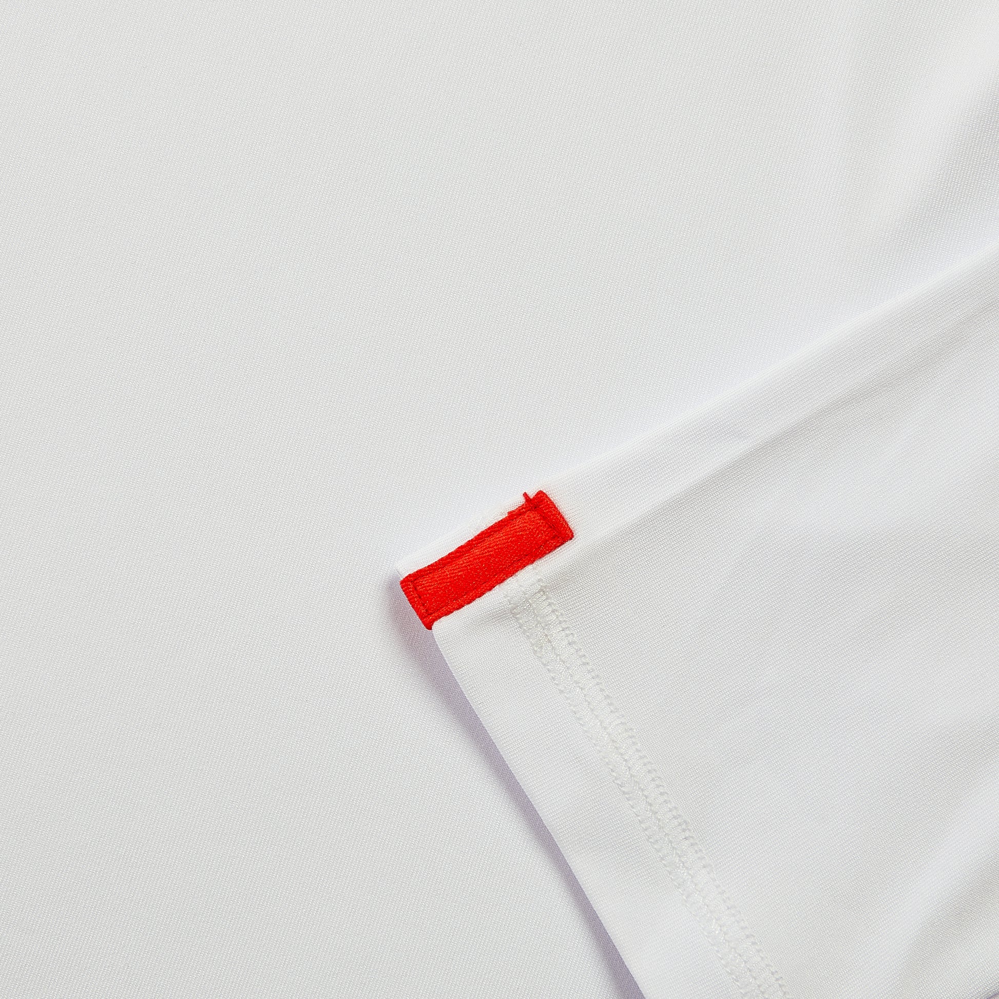 Performance Hoodie White Catch + Club