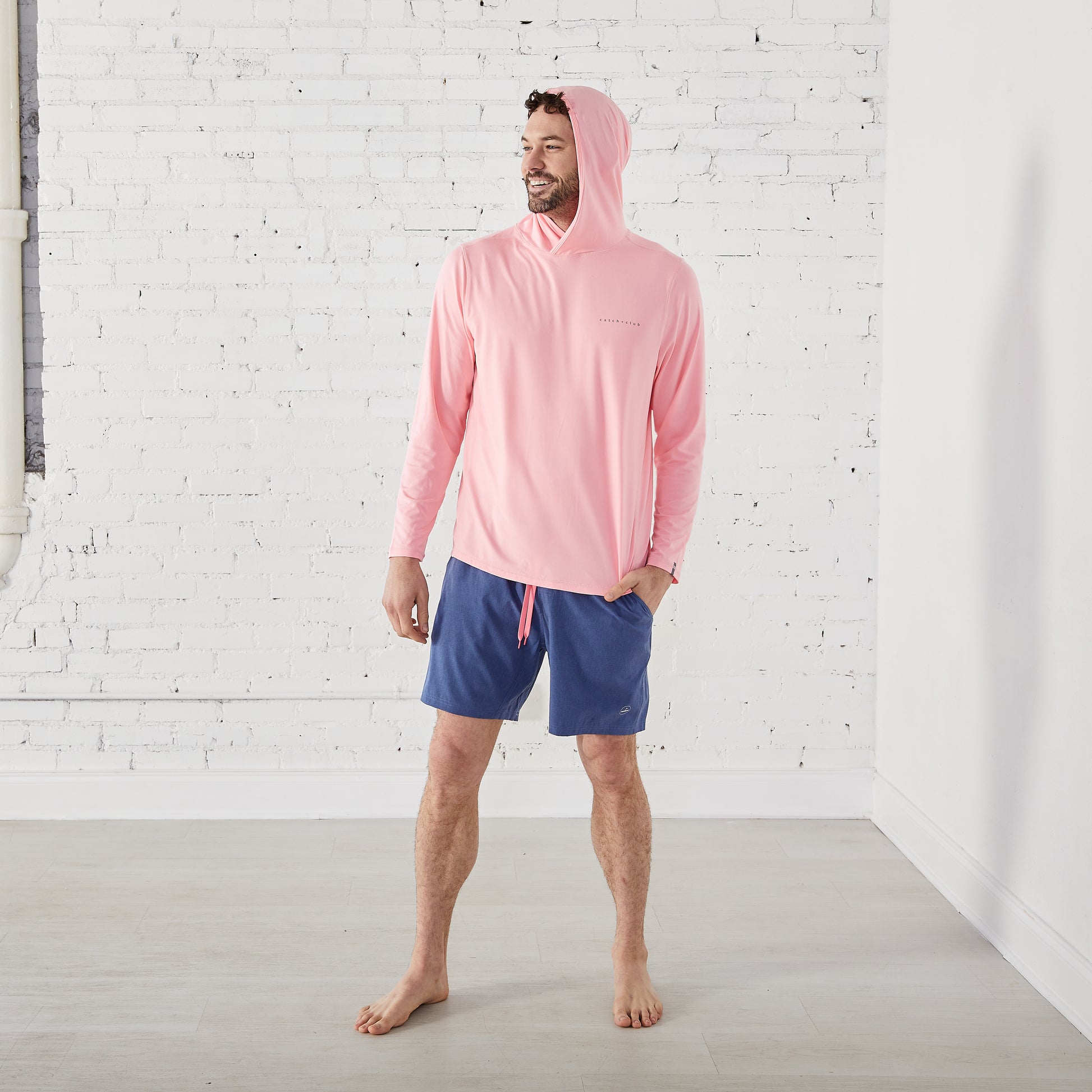 Performance Hoodie Coral Catch + Club