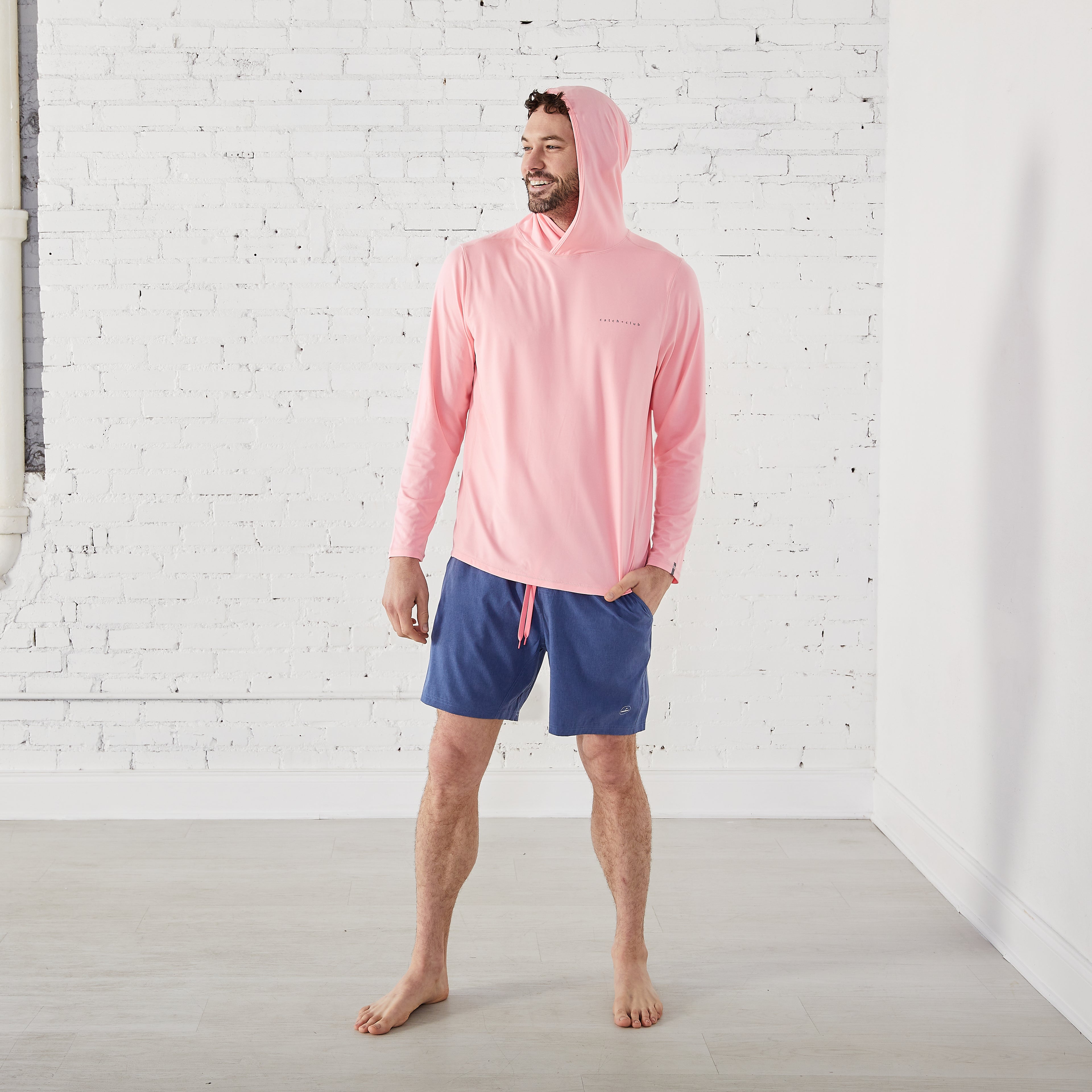 Performance Hoodie Coral Catch + Club